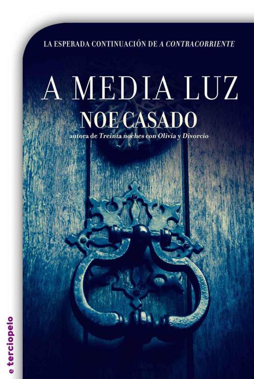 Portada de A media luz